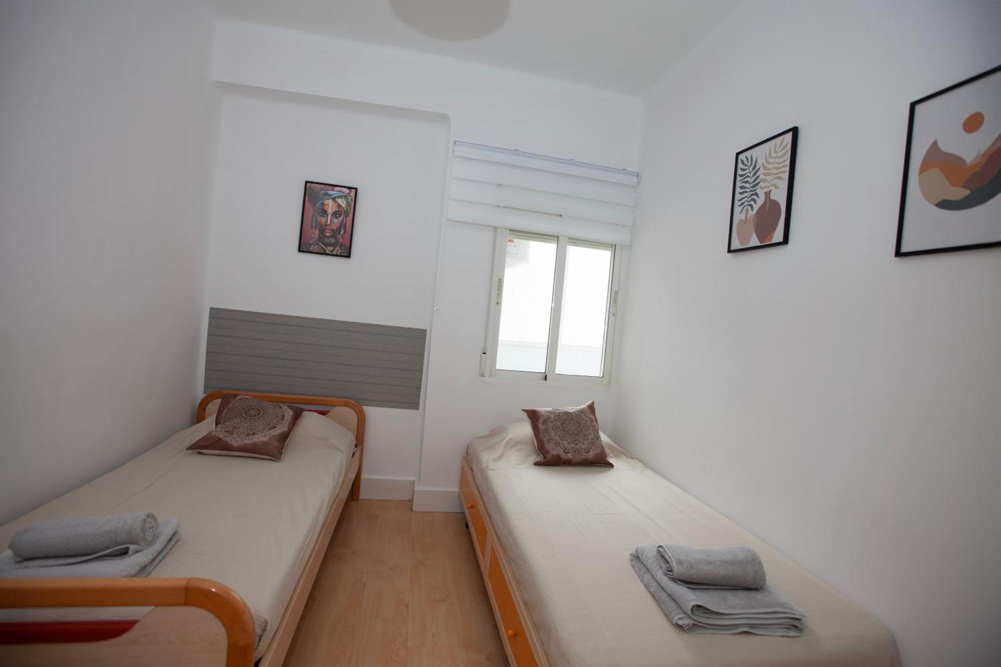 Precioso Apartamento En Valencia 2 Dormitorios Con Parking Paterna Exterior photo